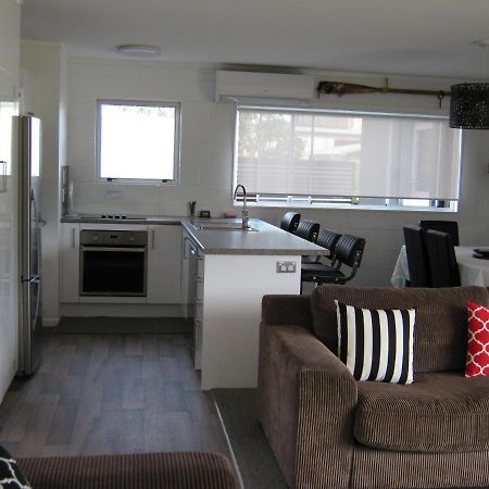 Harbour Inn Whangamata Zewnętrze zdjęcie